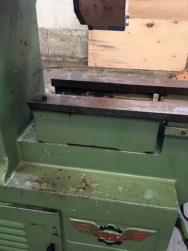 Tornio_parallelo_per_legno_Lar_1200_x_400_attrezzatura_officina_meccanica
