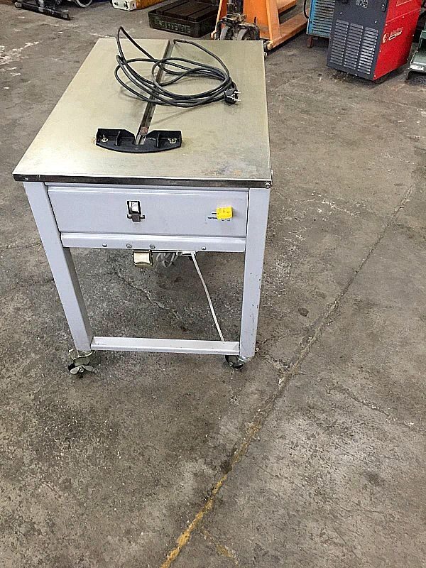 Reggiatrice_Ekostrap_TP-202CE_attrezzatura_officina_meccanica