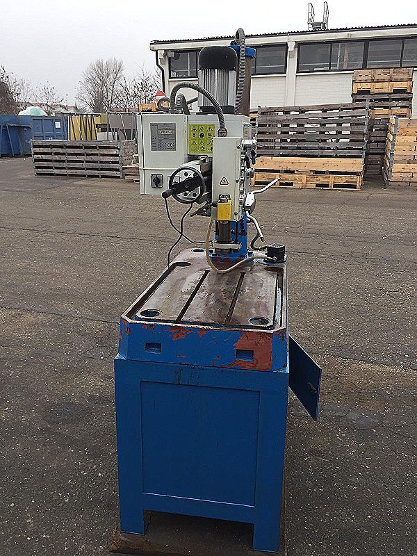 Trapano_radiale_Fervi_R032_attrezzatura_officina_meccanica