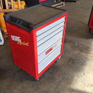 Carrello_usag_518_SX_pieno_di_chiavi