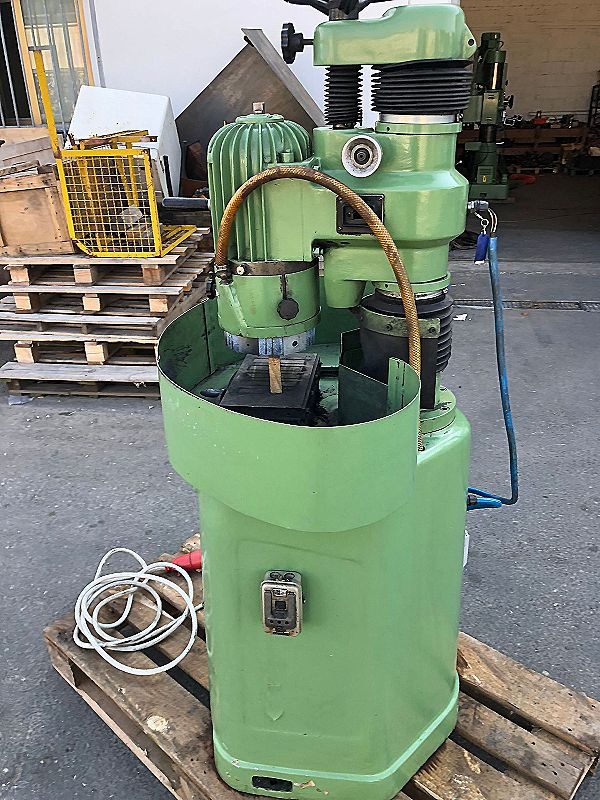 Lapidello_Electa_300_con_piano_magnetico