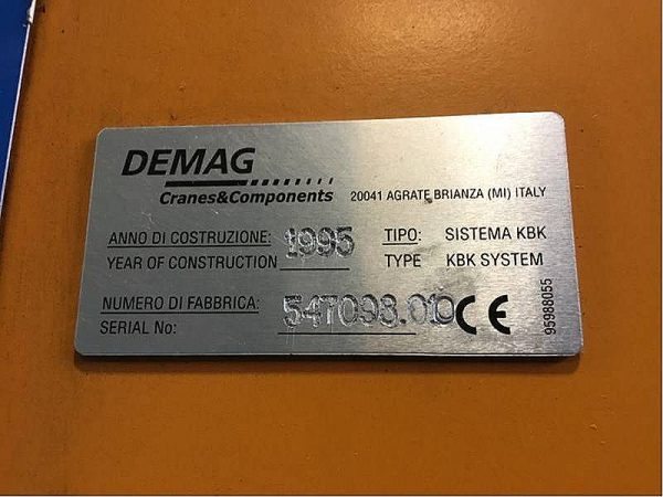 Gru_a_bandiera_Demag_500_kg