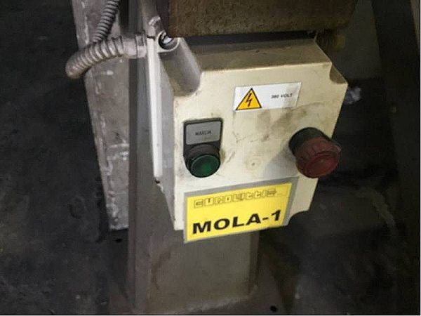 Smerigliatrice_molatrice_marca_Tommasi_&_Bonetti