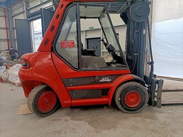 Muletto_elettrico_Linde_H70_anno_2002