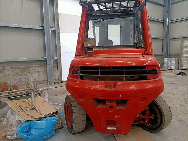 Muletto_elettrico_Linde_H70_anno_2002
