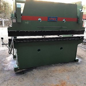 Pressa_piegatrice_OMAG
