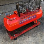 Compressore a pistoni della DARI da 200 litri.
