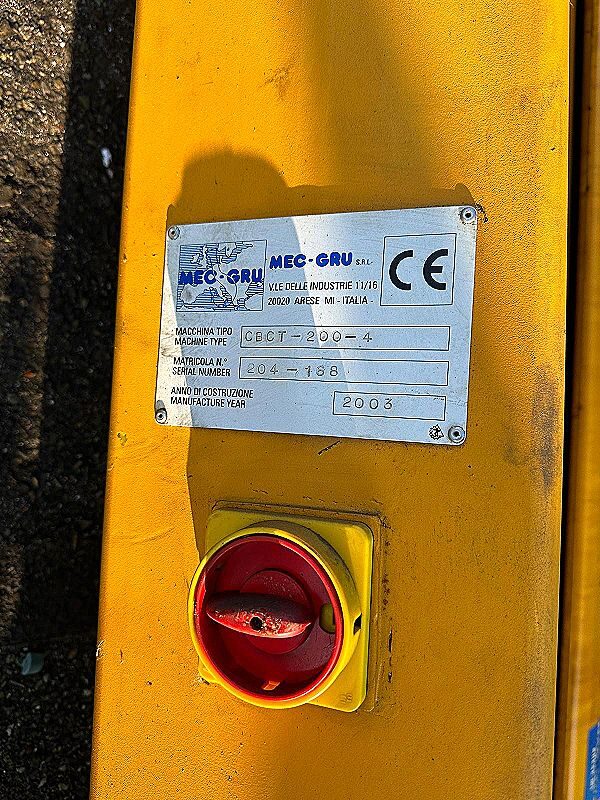 Gru_a_bandiera_marca_Mec-Gru