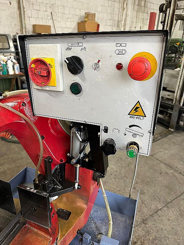 Sega_a_nastro_Bianco_330_semi_automatica