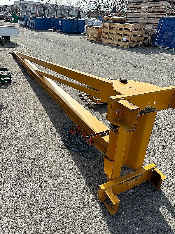 Bandiera da pilastro 1000 Kg Pedrielli