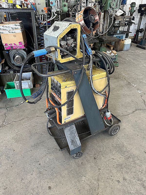 Saldatrice_a_filo_Hitachi_inverter_350_CXP2