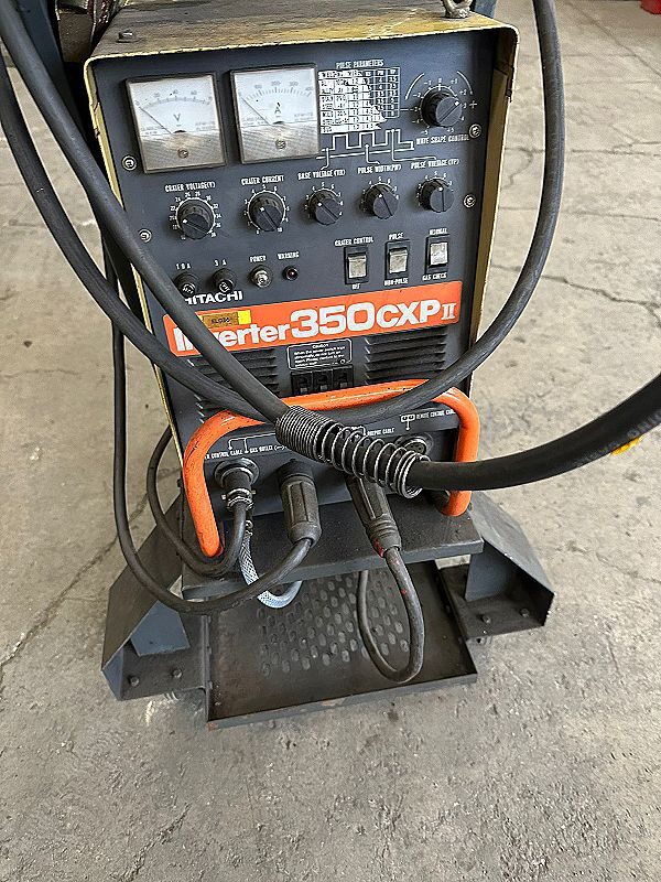 Saldatrice_a_filo_Hitachi_inverter_350_CXP2