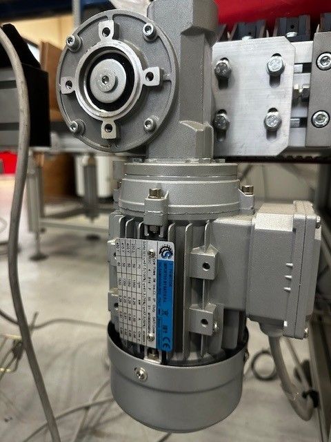 Rulliere_impianto_automazione_con_robot