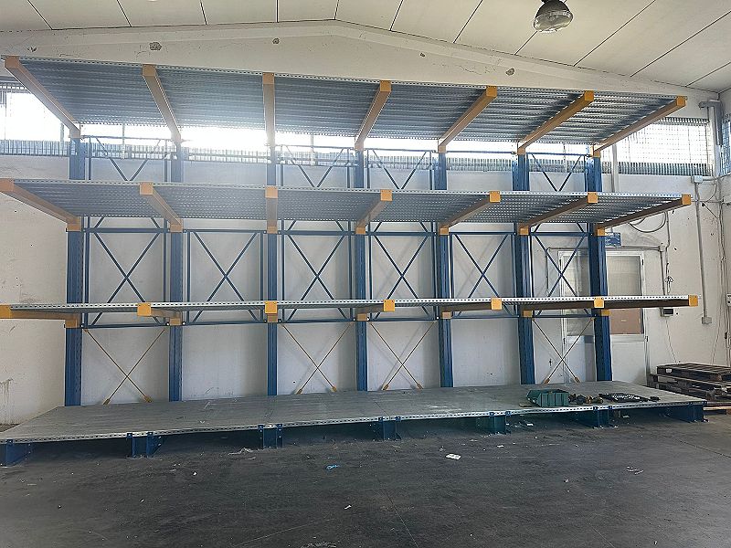 Cantilever_Leoni_per_lamiera