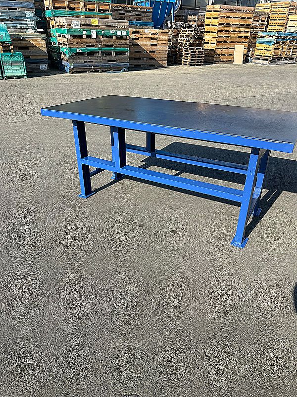 Tavolo_per_carpeteria_pesante